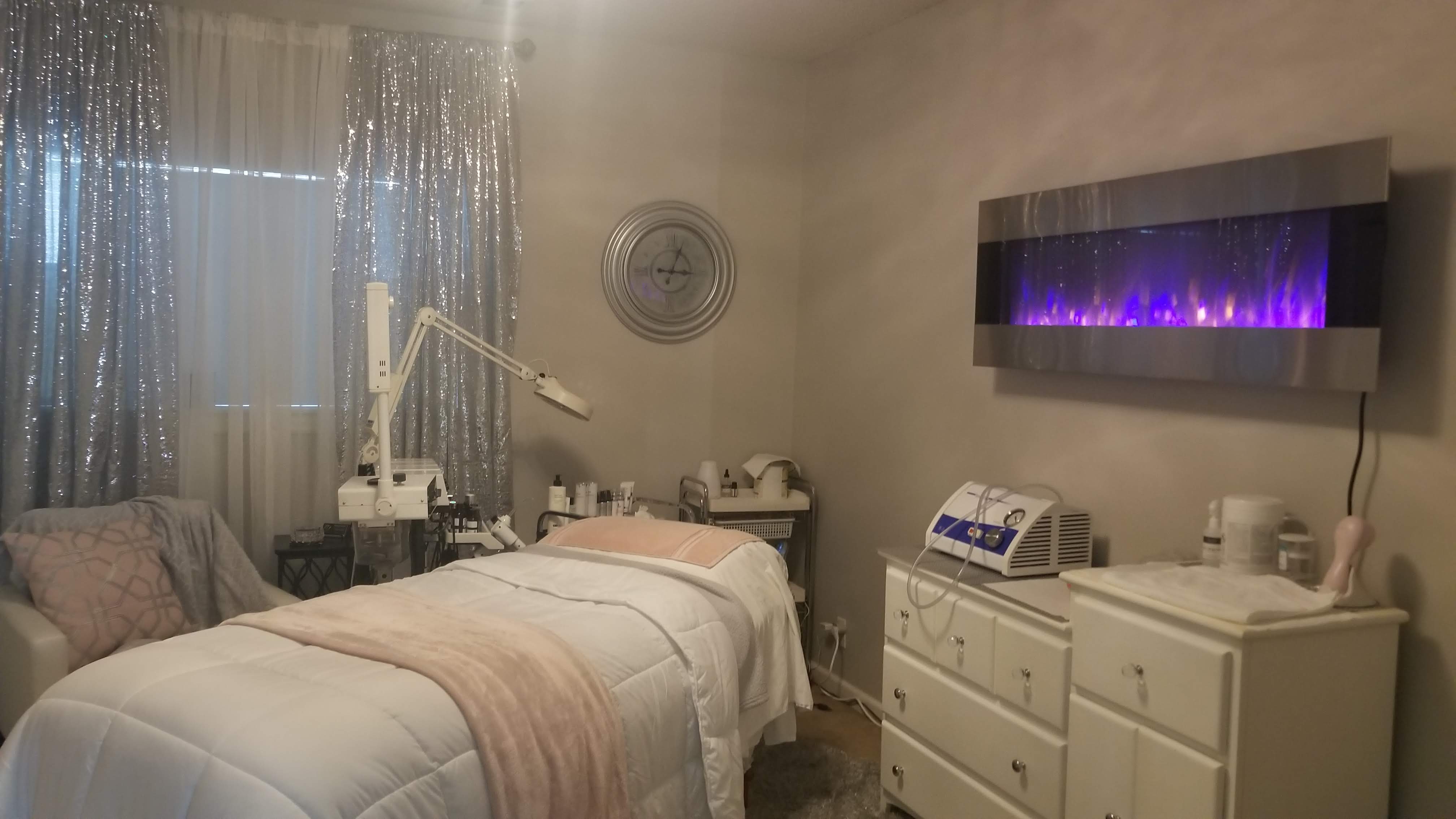 best esthetician in Kansas City, best esthetician in Overland Park, PCA Skin, peels, microdermabrasion, anti-aging, sun damage, acne